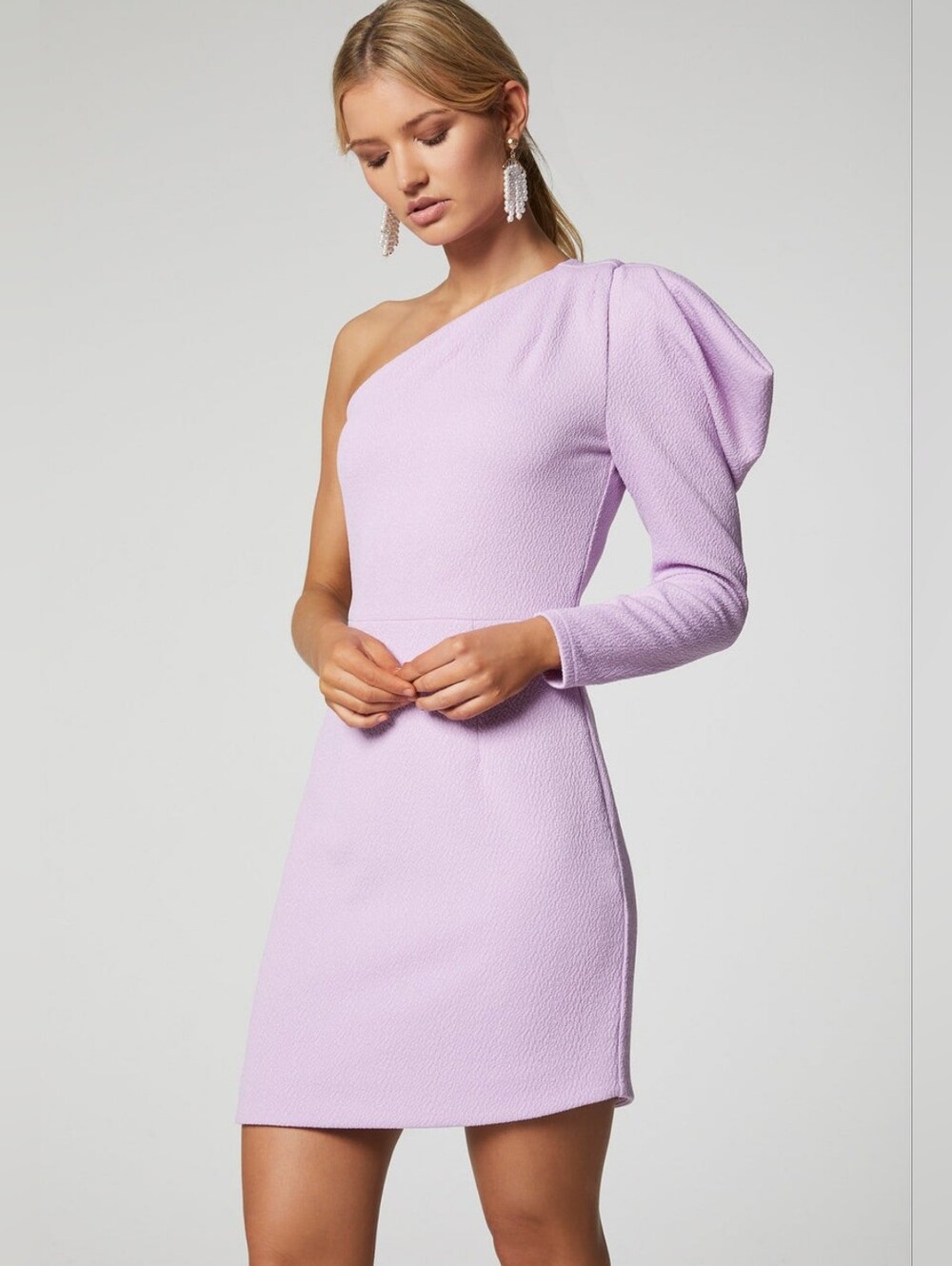 Elliatt Skye One-Shoulder Puff Sleeve Mini Dress In Lilac
